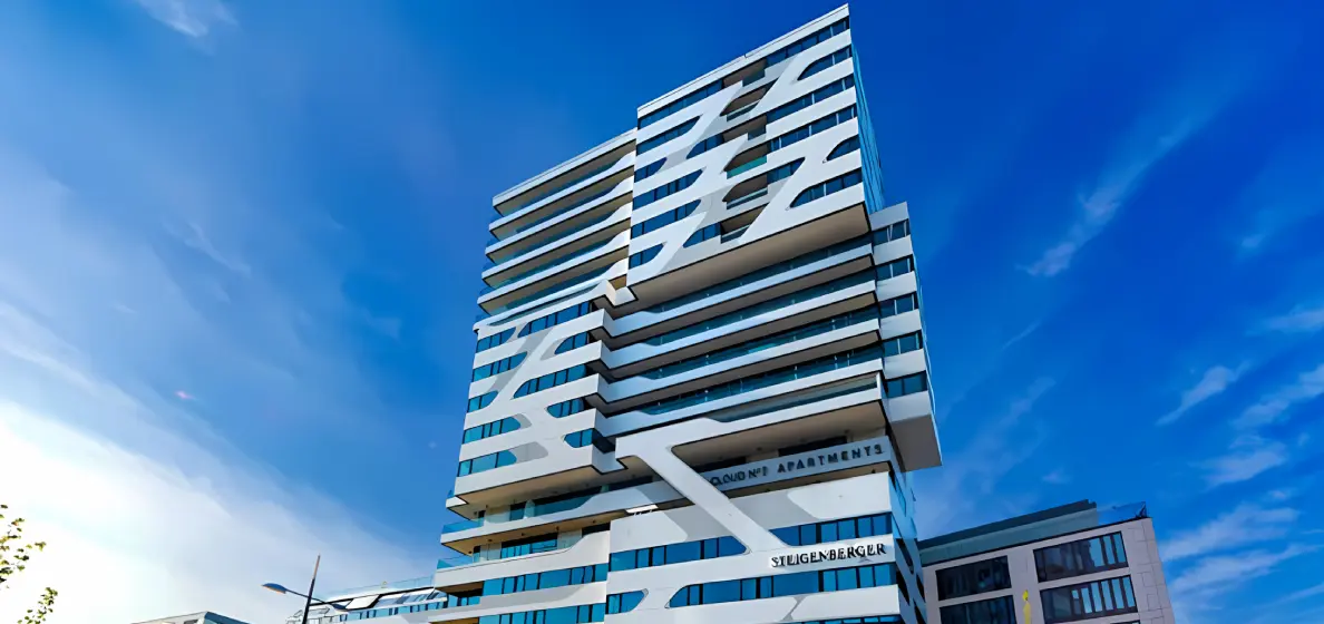 Cloud N° 7, Stuttgart